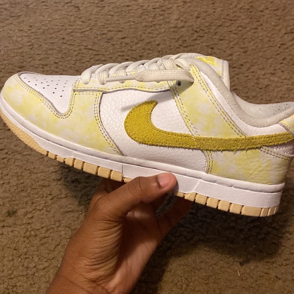 Are Panda Dunks The Worst Sneaker Of All Time? | TikTok I am selling some Nike dunks !! They are in a size 3.5 only worn one time
